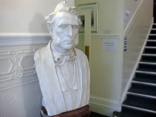 A John Langdon Down bust